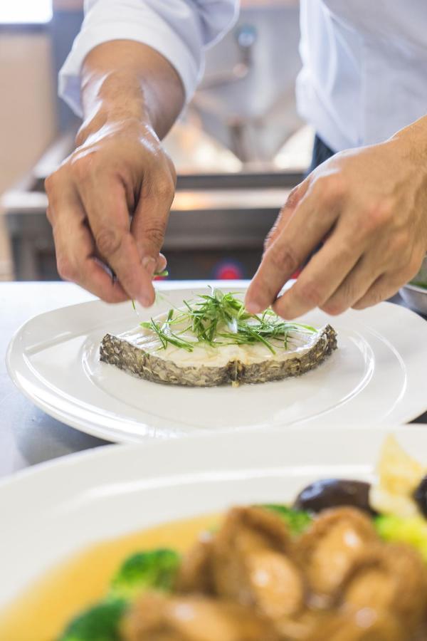 Zenith Hotel Putrajaya Zewnętrze zdjęcie Chef preparing a dish