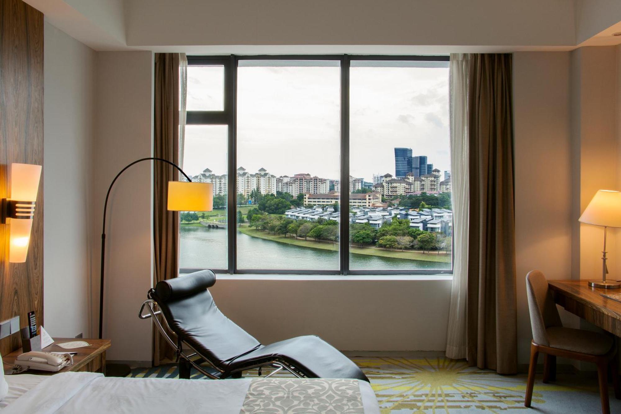 Zenith Hotel Putrajaya Zewnętrze zdjęcie A room at the hotel