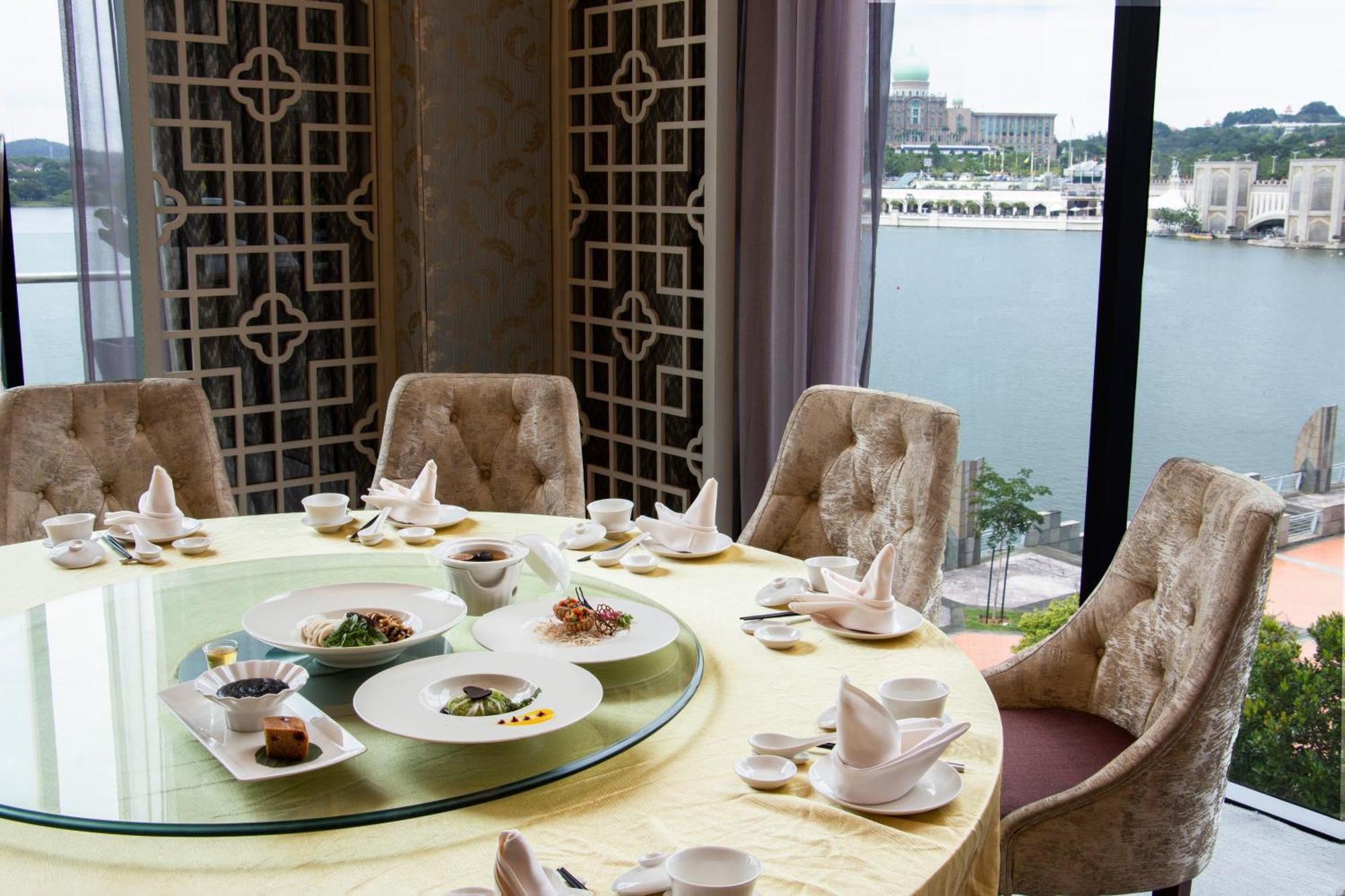 Zenith Hotel Putrajaya Zewnętrze zdjęcie A restaurant in Shenzhen, China